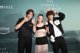 Teen_Vogue___Cast_Of_The_Summer_I_Turned_Pretty_Celebrate_282229.jpg
