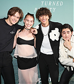 Teen_Vogue___Cast_Of_The_Summer_I_Turned_Pretty_Celebrate_282629.jpg